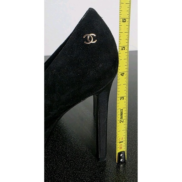 CHANEL 18C Suede Hidden Platform Round Toe Satin Heel Pumps Shoes Black Sz 6 EUC